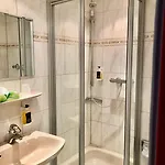 Montana Koeln-bonn Airport Hotell 3*