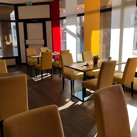 Montana Koeln-bonn Airport Hotel