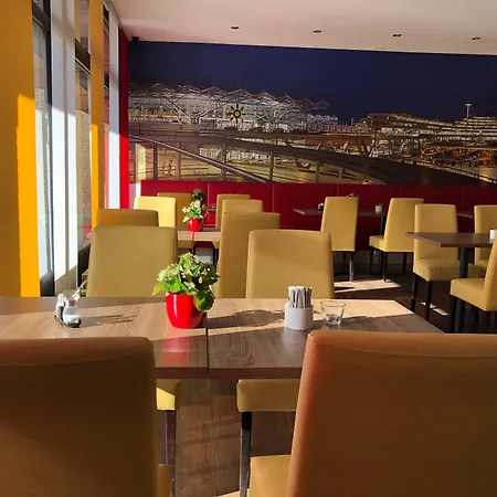 Montana Koeln-bonn Airport 3*