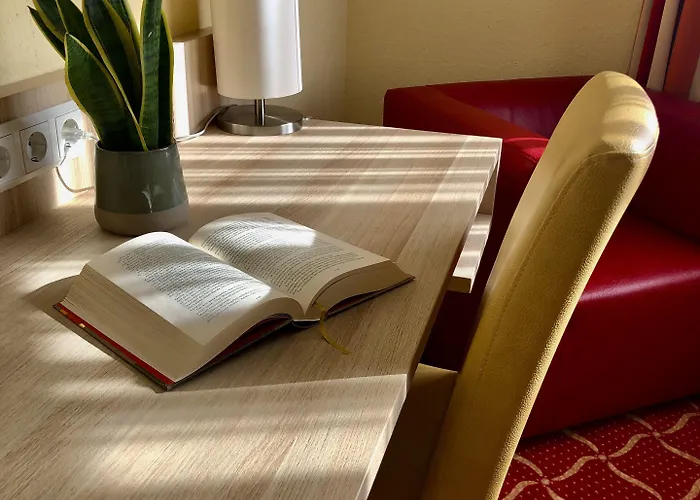 Montana Koeln-bonn Airport Hotel